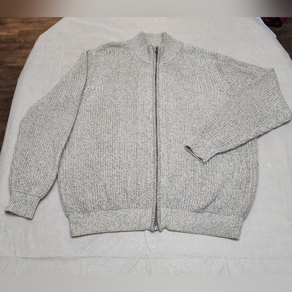 L.L. Bean  size XL long sleeve knit full zip sweater jacket - Picture 1 of 8